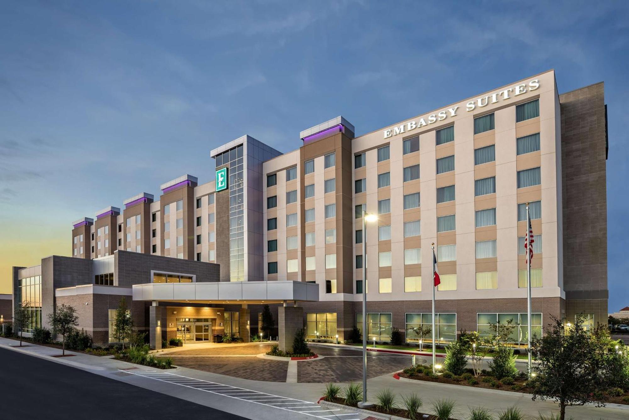 Embassy Suites By Hilton College Station Dış mekan fotoğraf